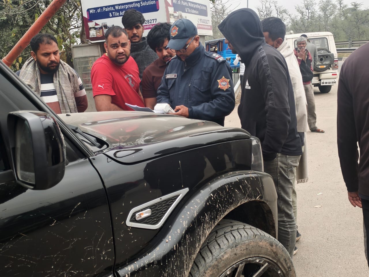 CPU द्वारा ब्लैक फिल्म व दोषपूर्ण नंबर प्लेट पर चालानी कार्यवाही