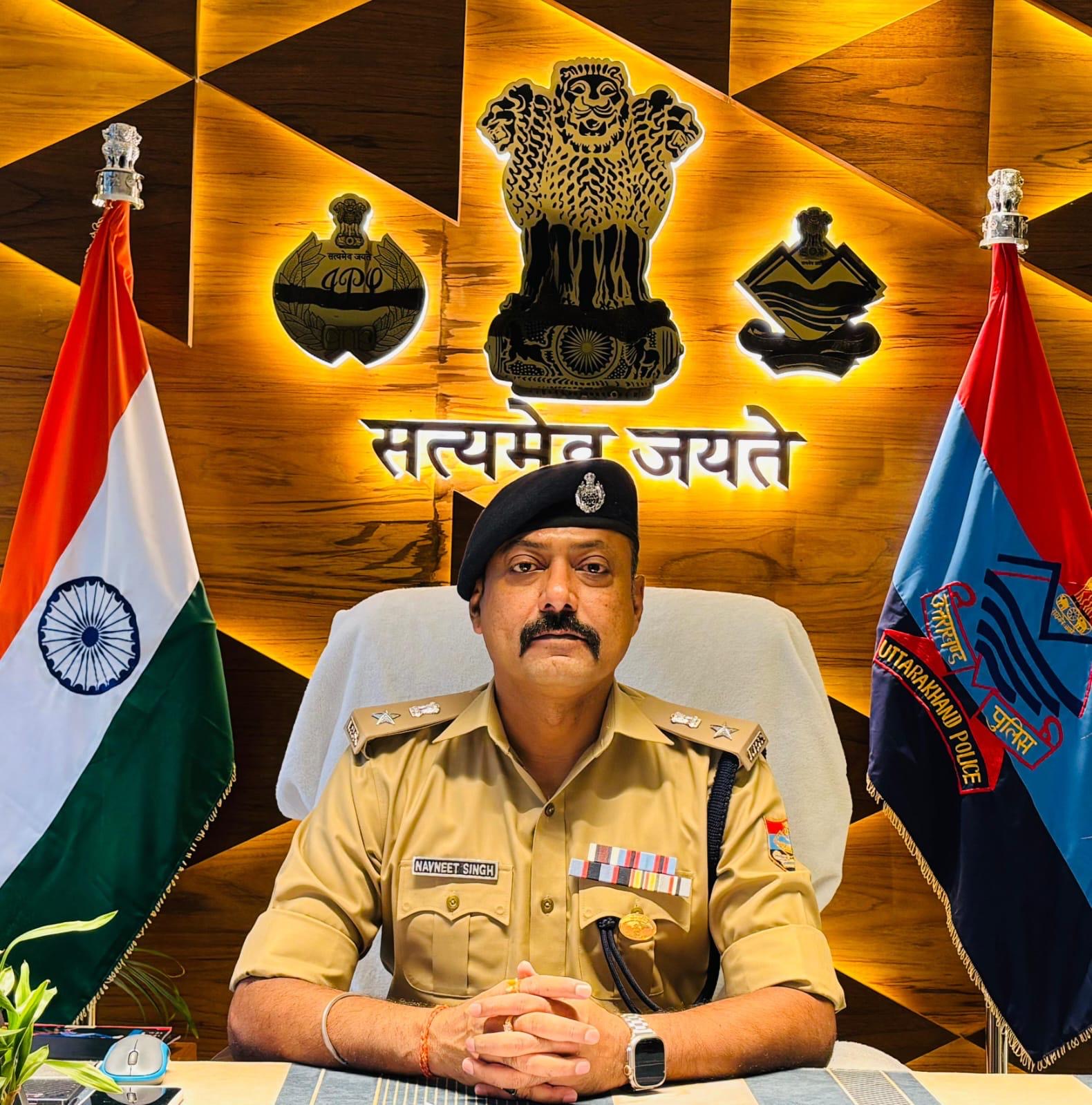 SSP हरिद्वार नवनीत सिंह के नेतृत्व में कोतवाली मंगलौर में ज़ब्त अवैध हथियारों पर कार्रवाई